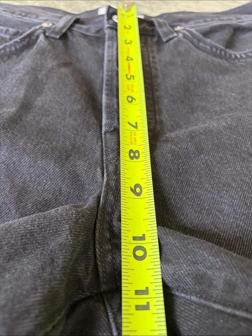 AGOLDE Parker Long Jean Shorts in Phase Black sz 27 4.5